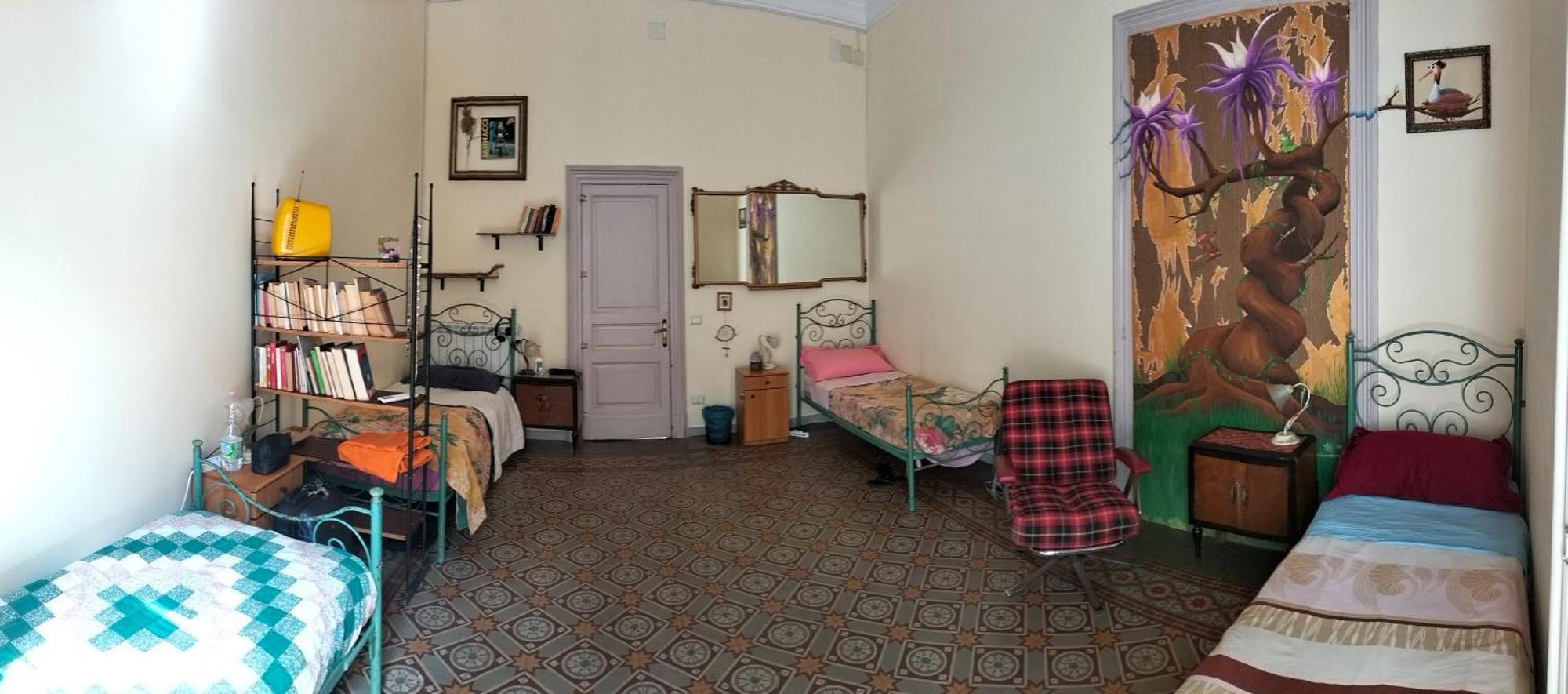 Casa Verdi - House Of Travelers Катания Екстериор снимка