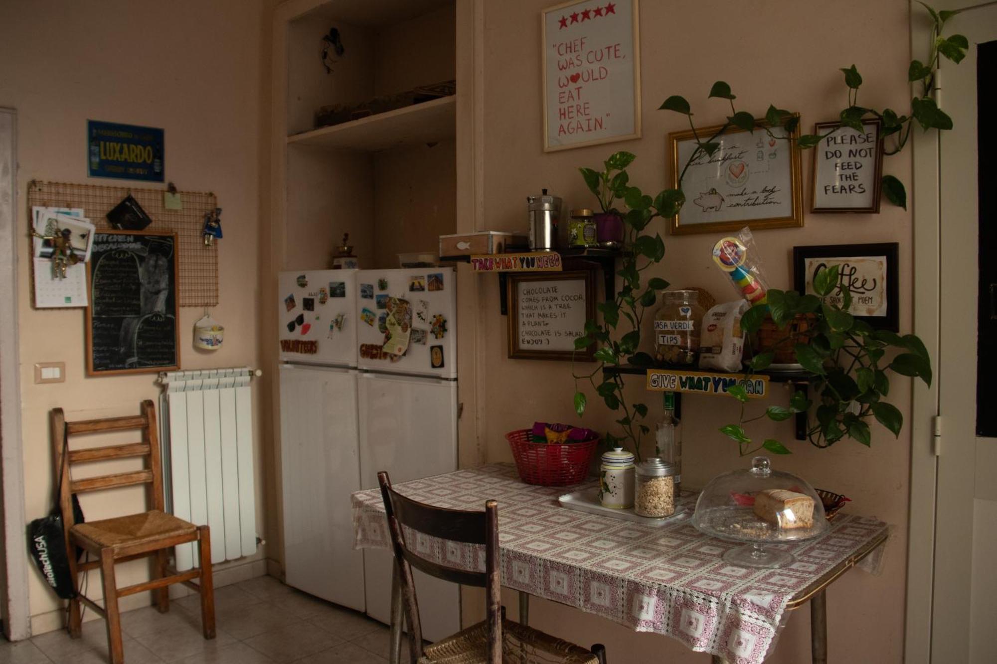Casa Verdi - House Of Travelers Катания Екстериор снимка